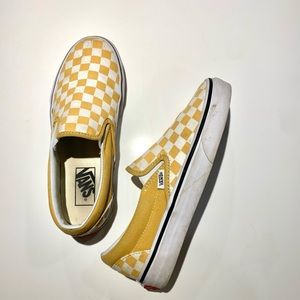 size 7 vans